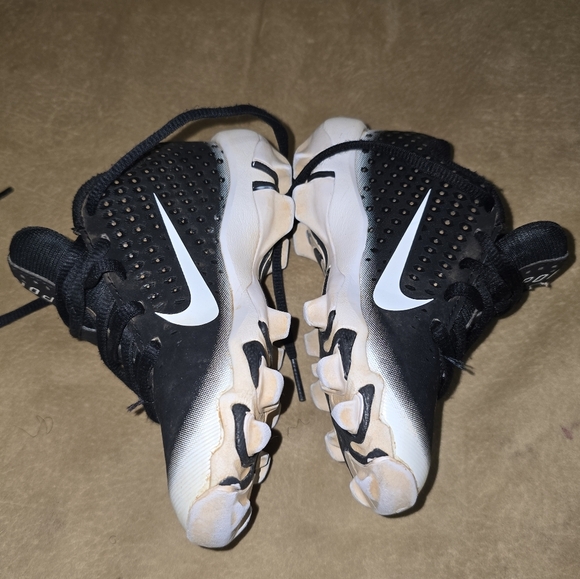 Nike AQ8151 003 Vapor Ultrafly 2 Keystone BG Youth Football Cleats Black US 10C - Picture 10 of 14